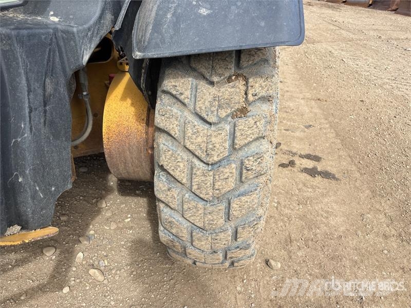 CAT 160M VHP Plus معدات تمهيد الطرق