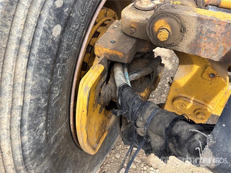 CAT 160M VHP Plus معدات تمهيد الطرق
