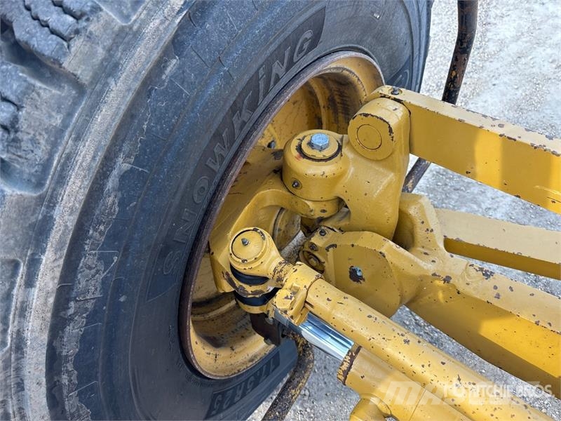 CAT 160M VHP Plus Vejhøvle / Gradere