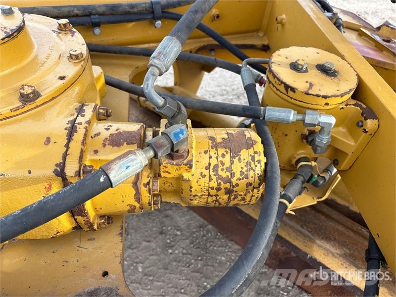 CAT 160M VHP Plus Vejhøvle / Gradere
