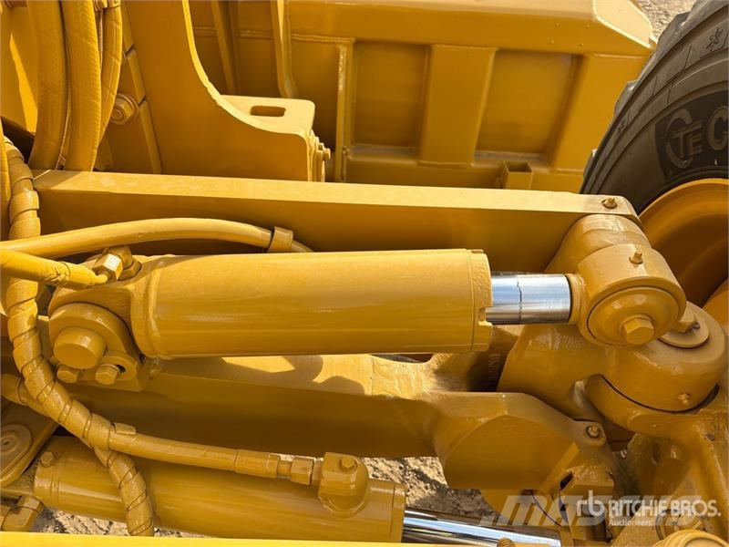 CAT 163H Motor Grader Grejdry
