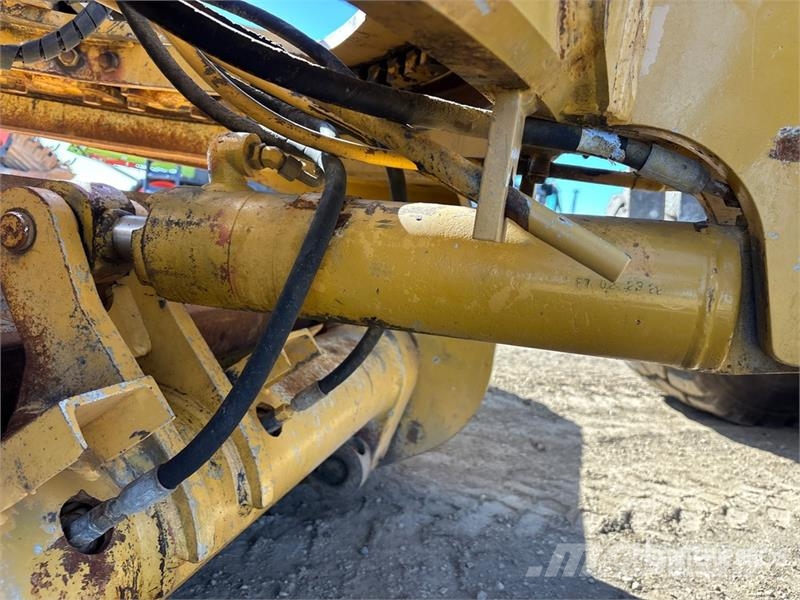 CAT 16M Motor Grader Greiderid