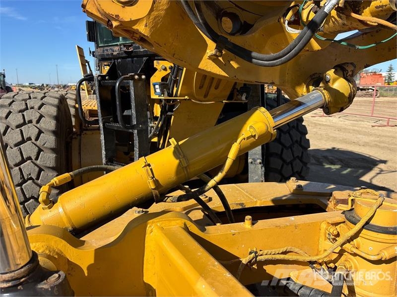 CAT 16M Motor Grader Greiderid