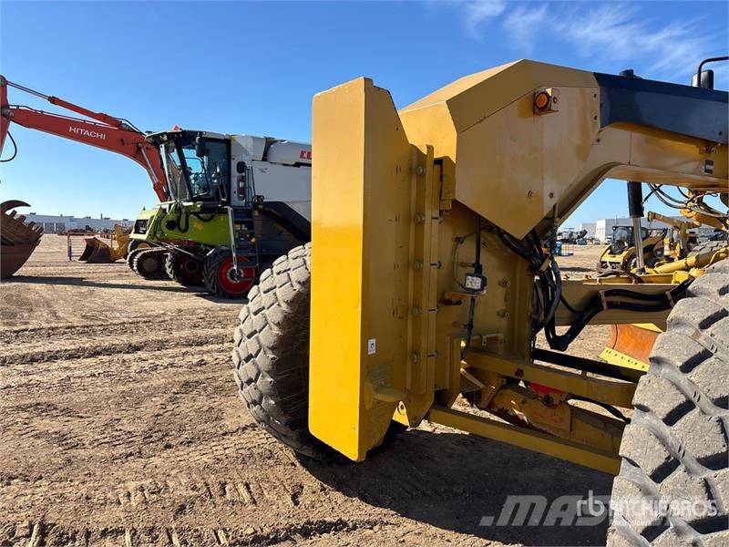 CAT 16M Motor Grader Greiderid