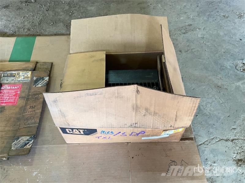 CAT 20R-8180 Engine ECM Ďalšie komponenty