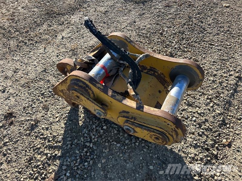 CAT 22 in Pin Grabber Excavator Coupler - Fits 250 Ser Schnellwechsler