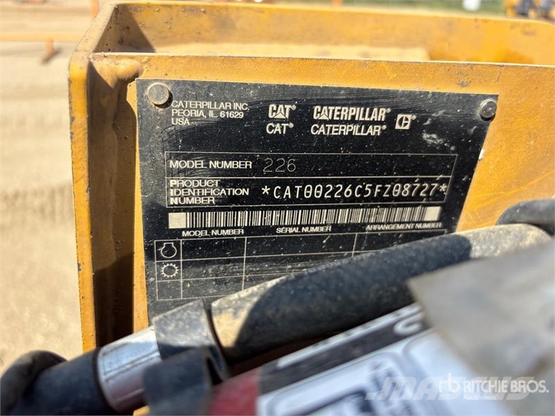 CAT 226 Šmykom riadené nakladače
