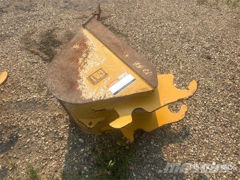 CAT 24 in Q/C Digging Backhoe Rear Bucket - Fits Cat 1 Godet
