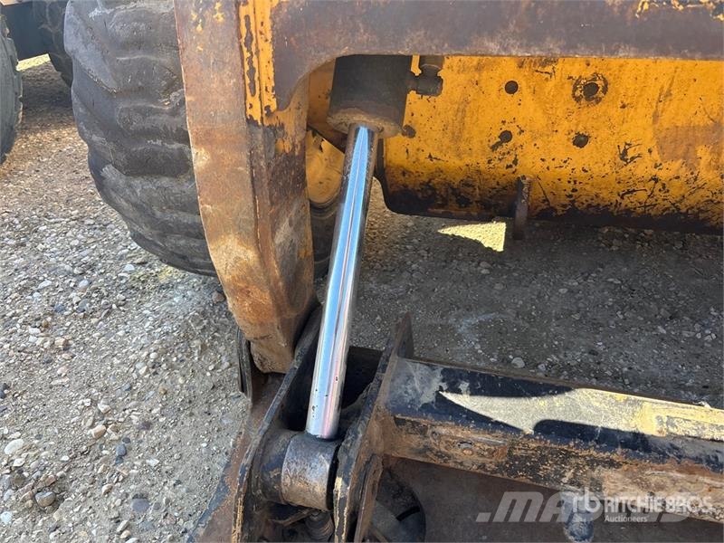 CAT 246C Kompaktlader
