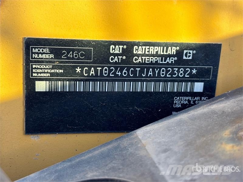 CAT 246C Kompaktrakodók
