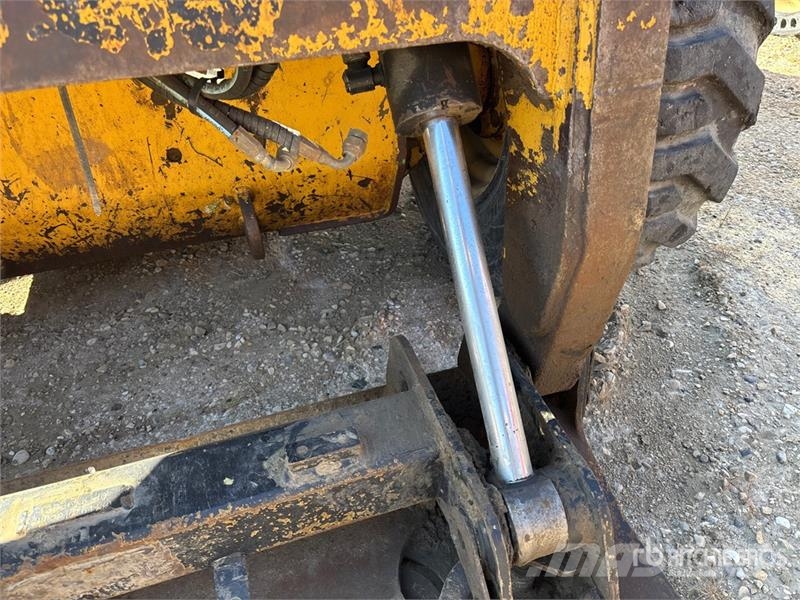 CAT 246C Kompaktlader