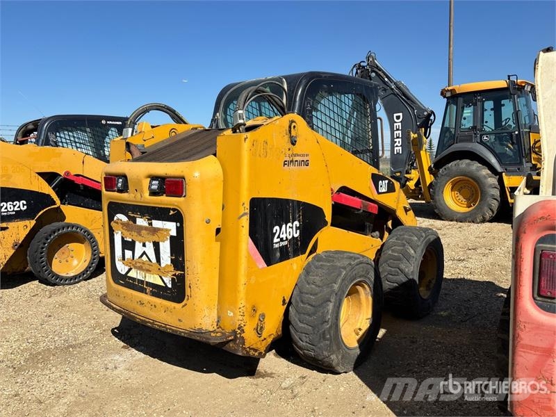 CAT 246C Kompaktlader
