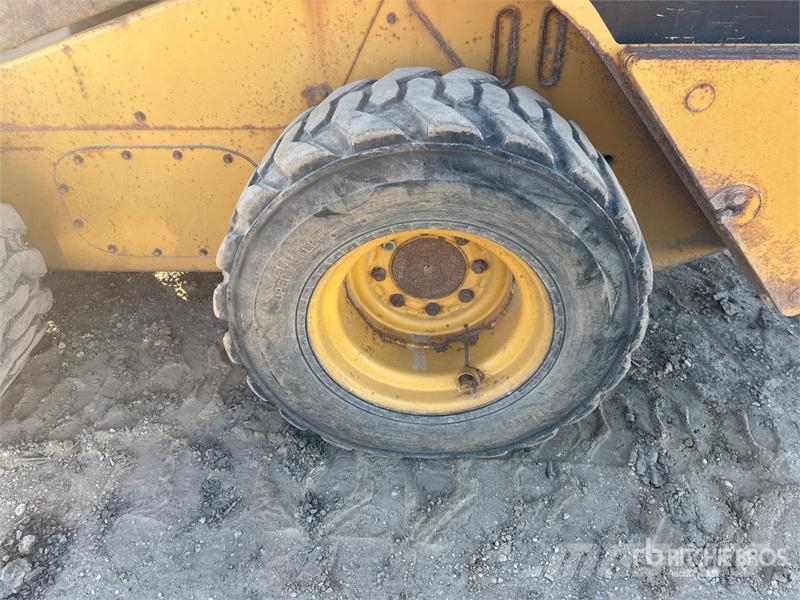 CAT 246C Kompaktrakodók