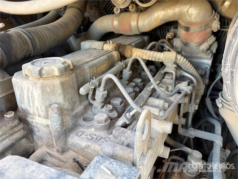CAT 246C Kompaktrakodók