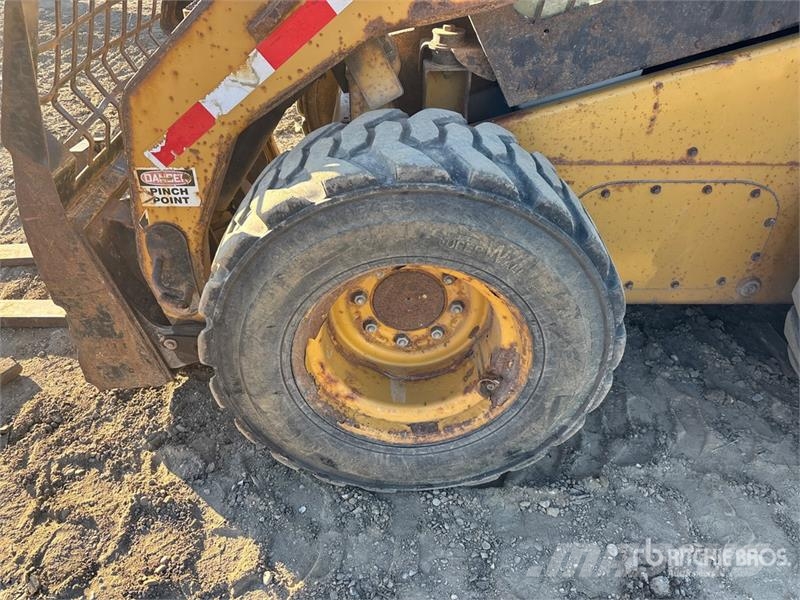 CAT 246C Kompaktrakodók