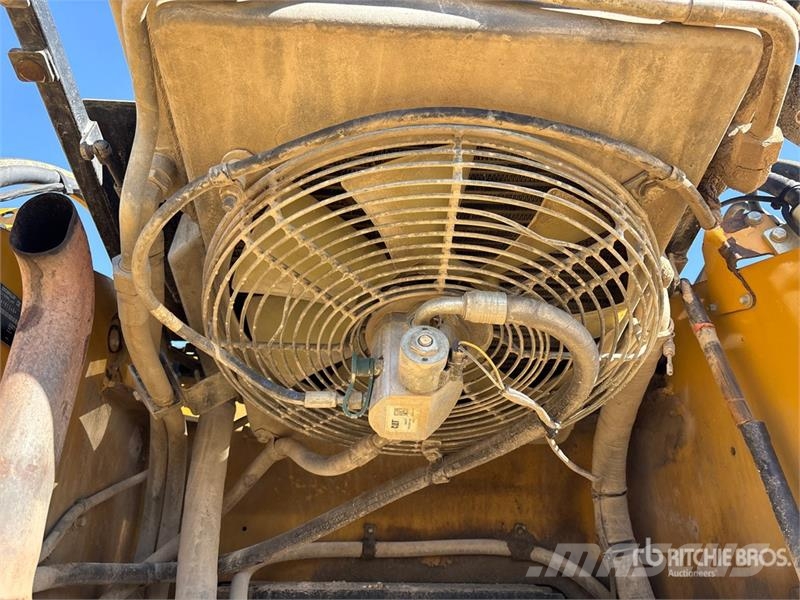CAT 246C Kompaktlader