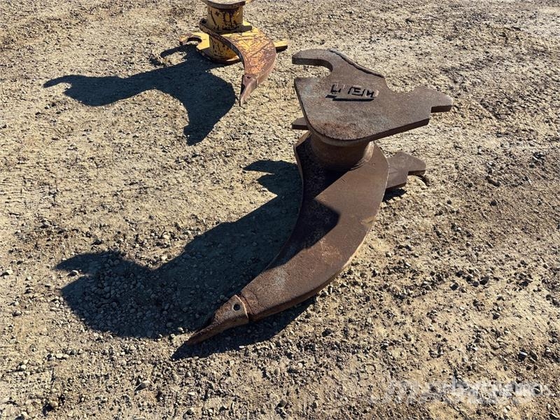 CAT 250 Series 38 in Q/C Excavator Ripper - Fits WMB 2 Skarifikatori