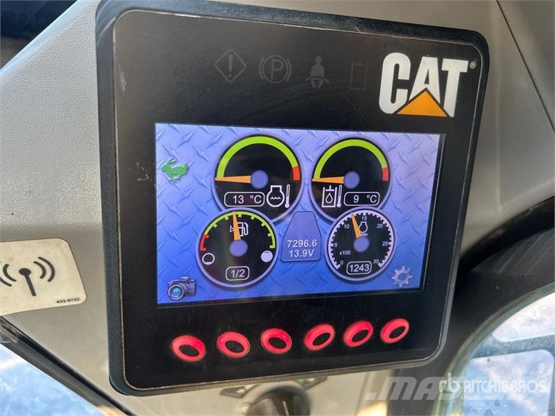 CAT 259D Lietoti riteņu kompaktiekrāvēji