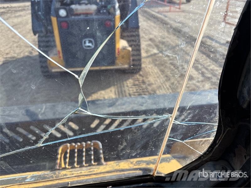CAT 262B Skid steer loaders