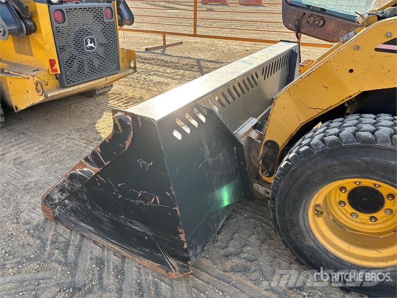 CAT 262B Skid steer loaders