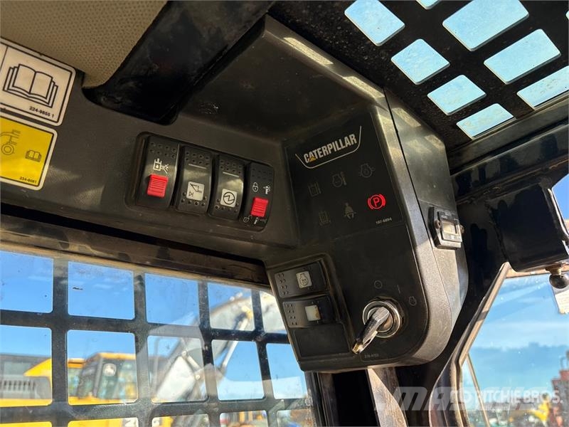 CAT 262B Skid steer loaders
