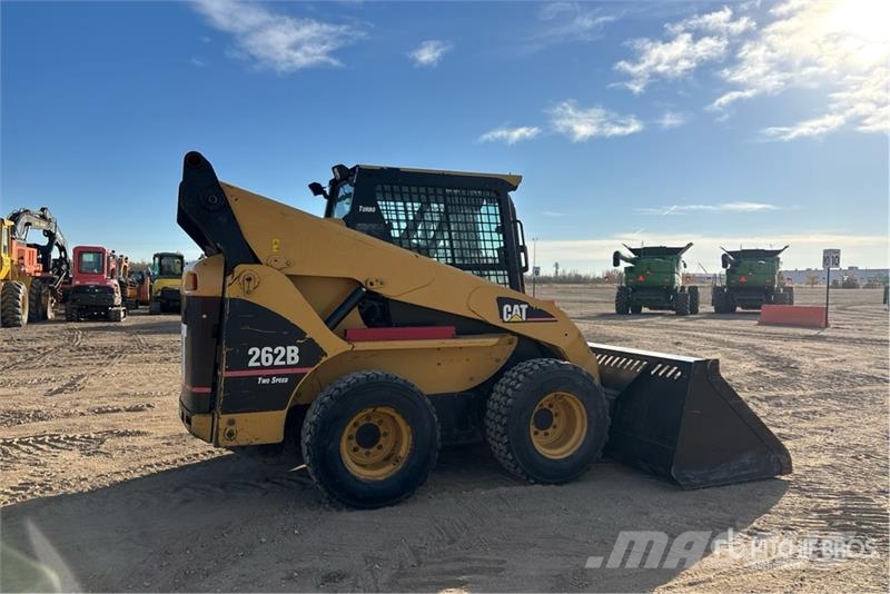 CAT 262B Skid steer loaders
