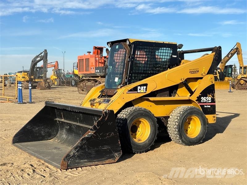 CAT 262B Skid steer loaders