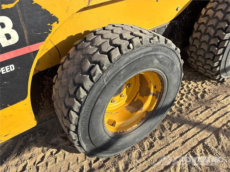 CAT 262B Skid steer loaders