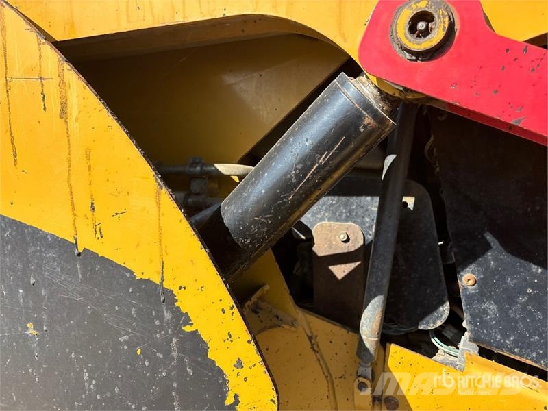 CAT 262C Skid steer loaders