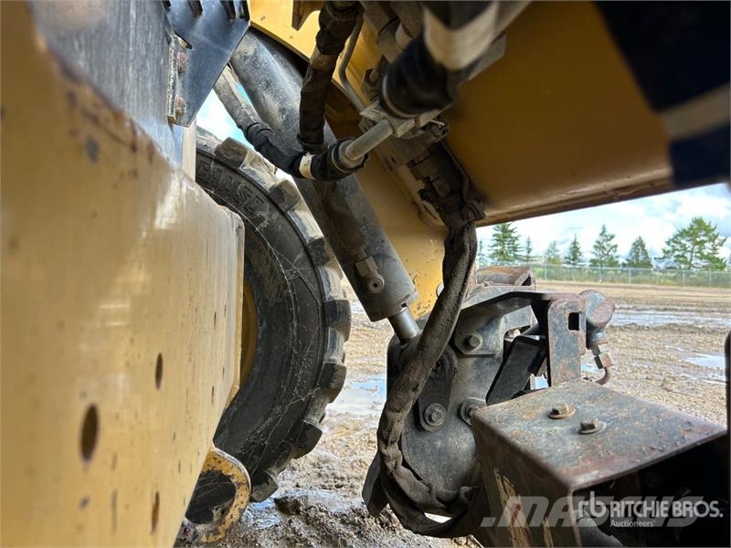 CAT 262C2 Φορτωτάκια