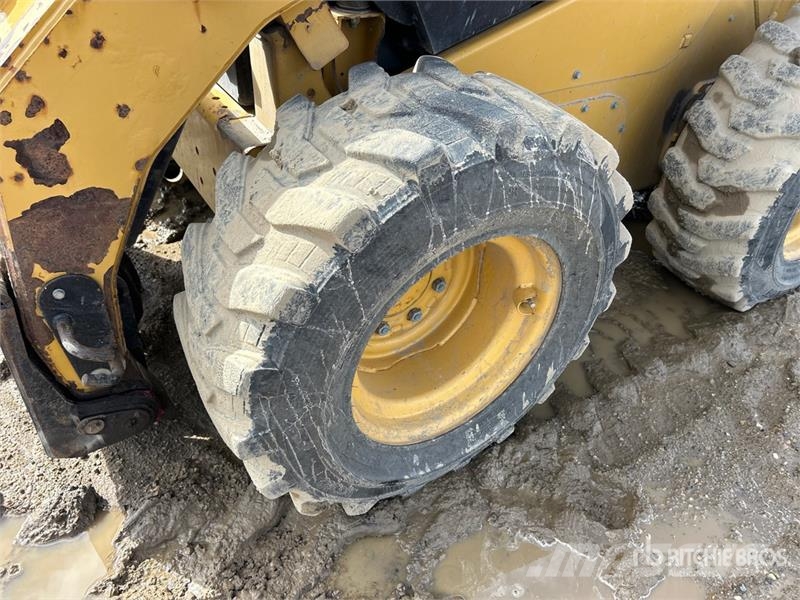 CAT 262C2 Φορτωτάκια