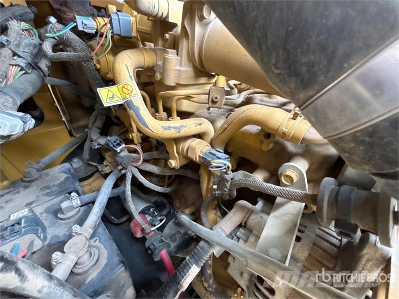 CAT 262D Kompaktlader