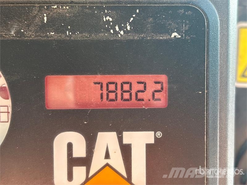 CAT 279C Kompaktrakodók