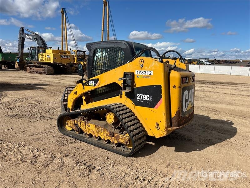 CAT 279C لوادر انزلاقية التوجيه