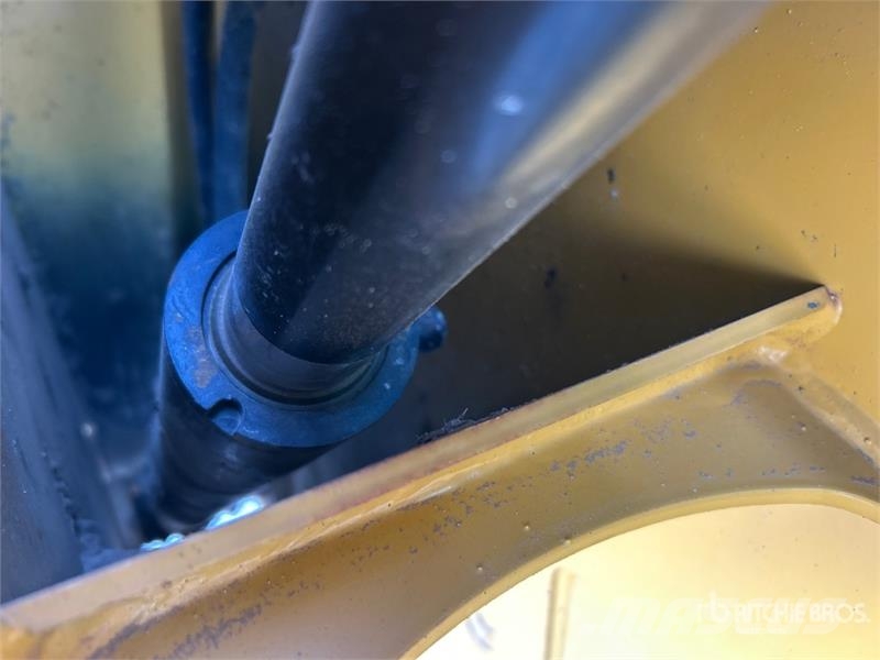 CAT 279C Liukuohjatut kuormaajat