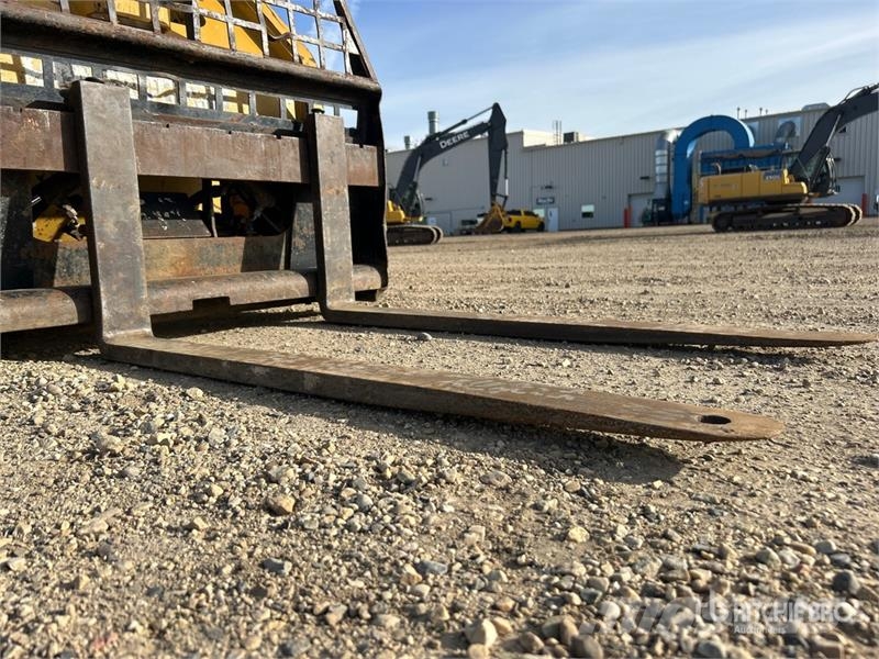 CAT 279C Liukuohjatut kuormaajat