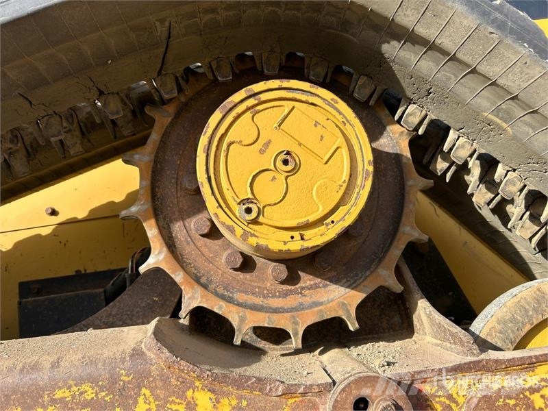 CAT 279C Liukuohjatut kuormaajat