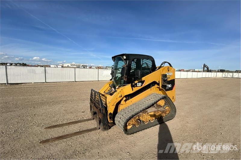 CAT 279C Liukuohjatut kuormaajat