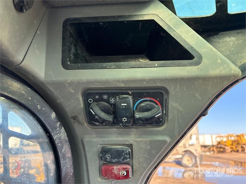 CAT 289D3 Chargeuse compacte
