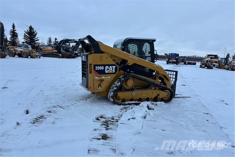 CAT 299D Мини-погрузчики