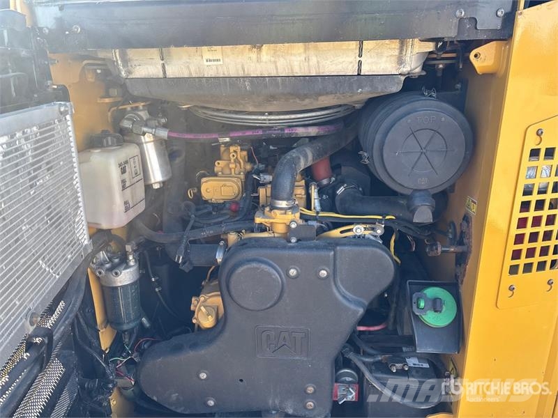 CAT 299D スキッドステアローダー