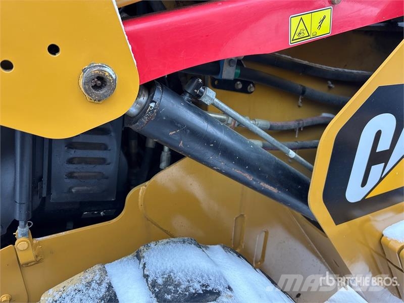 CAT 299D Мини-погрузчики