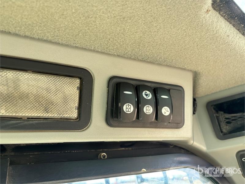 CAT 299D スキッドステアローダー