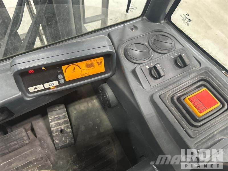 CAT 2EPC5000 5620 lb Electric Forklift Электропогрузчики