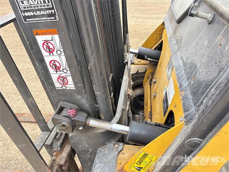 CAT 2PD6000 5500 lb Forklift Kahveltõstukid - muud