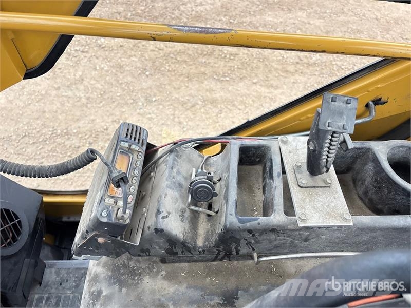 CAT 2PD6000 5500 lb Forklift Kahveltõstukid - muud
