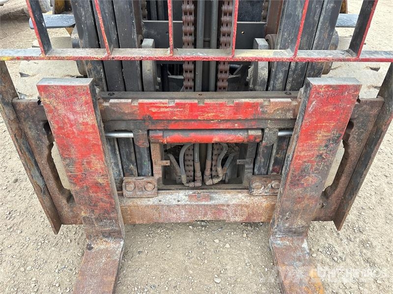 CAT 2PD6000 5500 lb Forklift Kahveltõstukid - muud