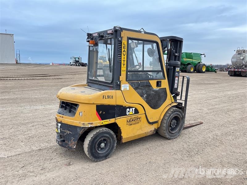 CAT 2PD6000 5500 lb Forklift Kahveltõstukid - muud