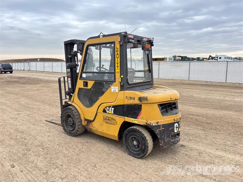 CAT 2PD6000 5500 lb Forklift Kahveltõstukid - muud