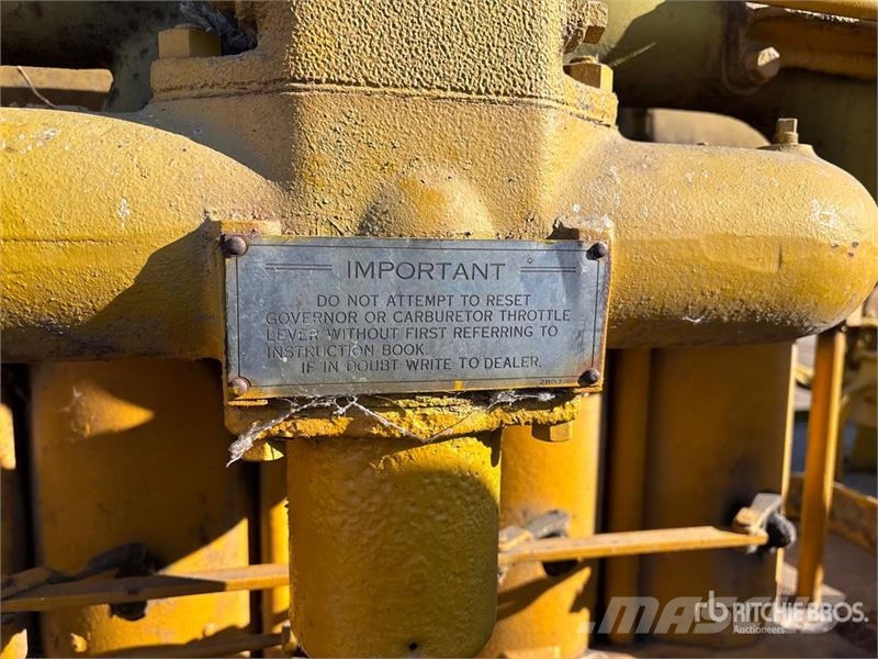 CAT 30 Crawler Dozer Rupsdozers